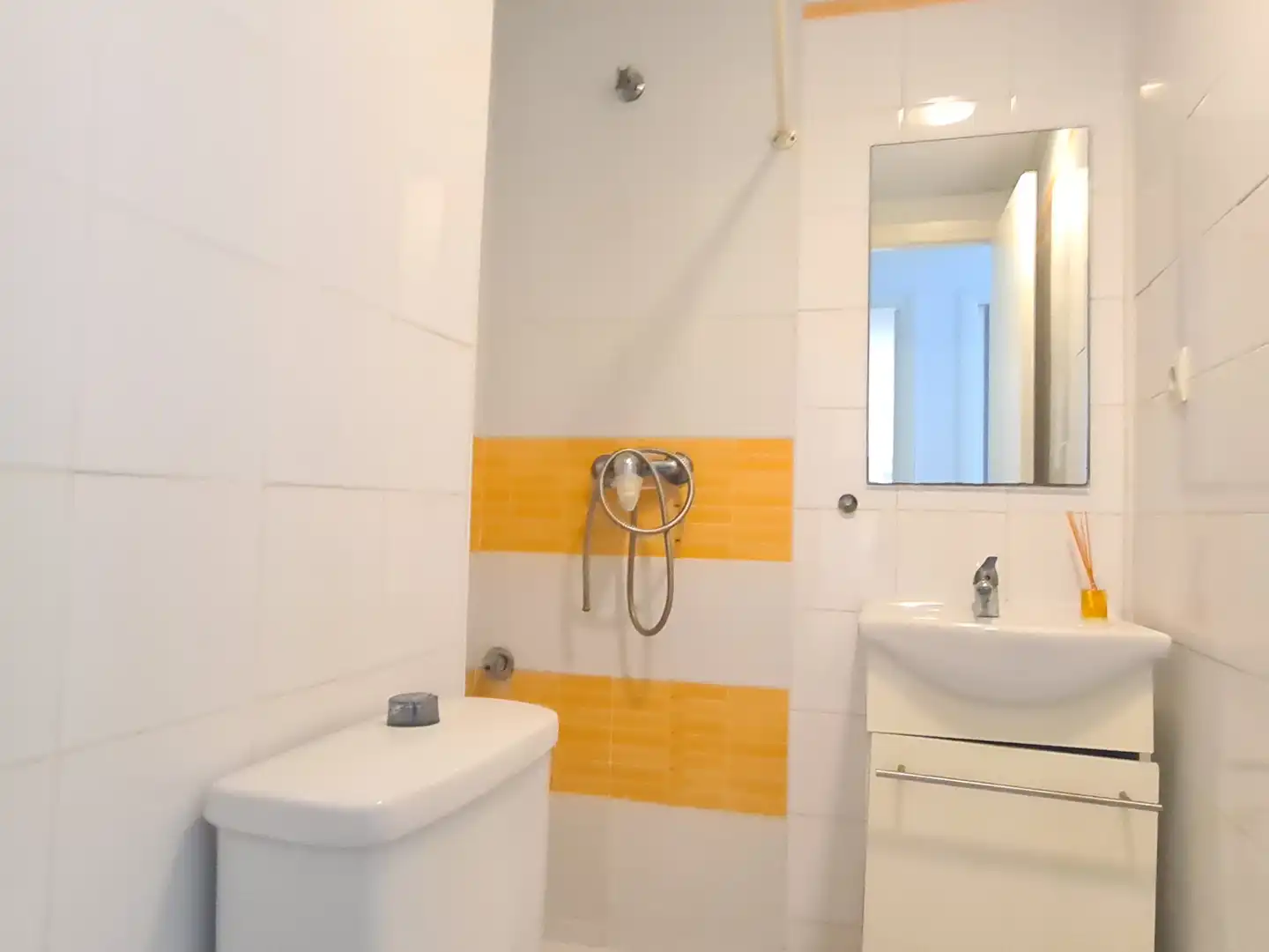 Baño de Piso en venta en Bellavista - La Palmera