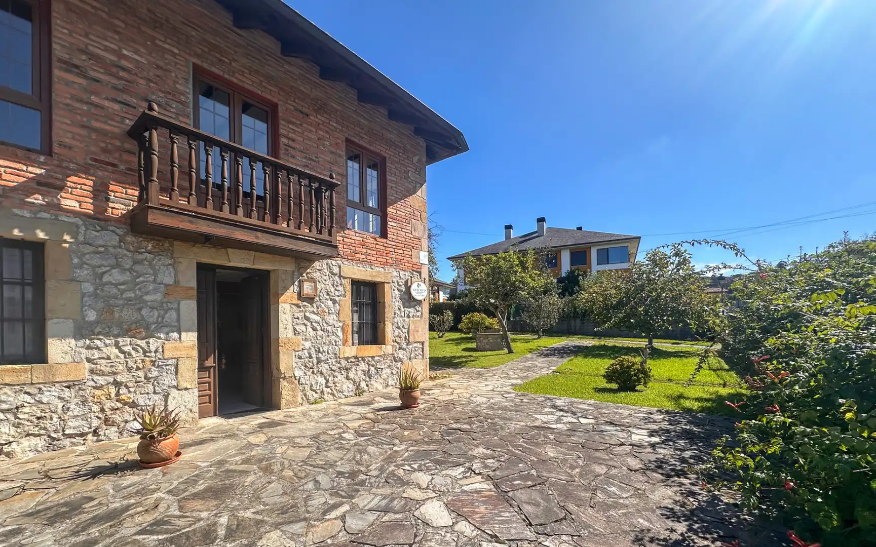 Vista exterior de Casa o chalet en venta en Alfoz de Lloredo con Calefacción, Jardín privado y Terraza