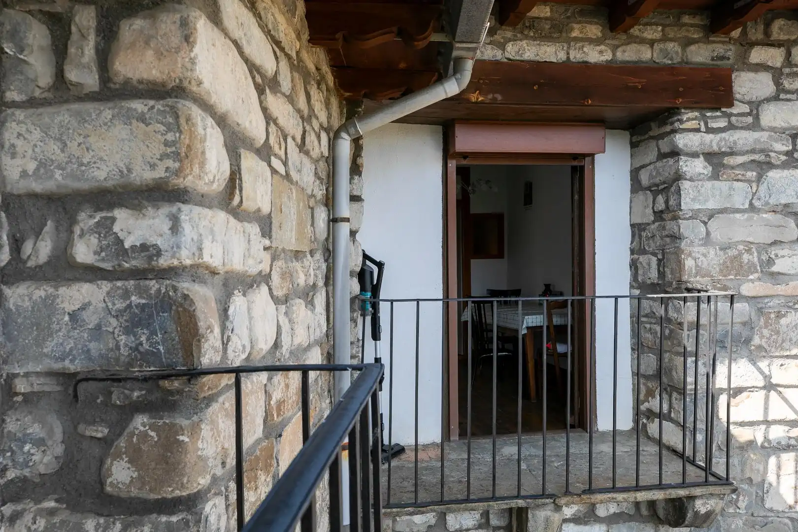 Vista exterior de Casa o chalet en venta en Aragüés del Puerto con Jardín privado, Terraza y Amueblado