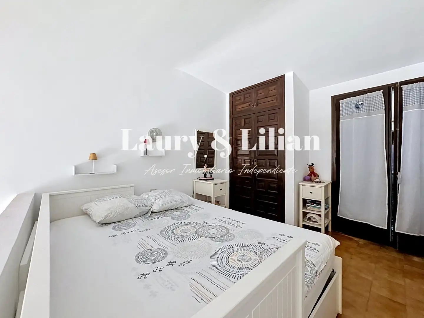 Schlafzimmer von Einfamilien-Reihenhaus zum Verkauf in Empuriabrava mit Heizung