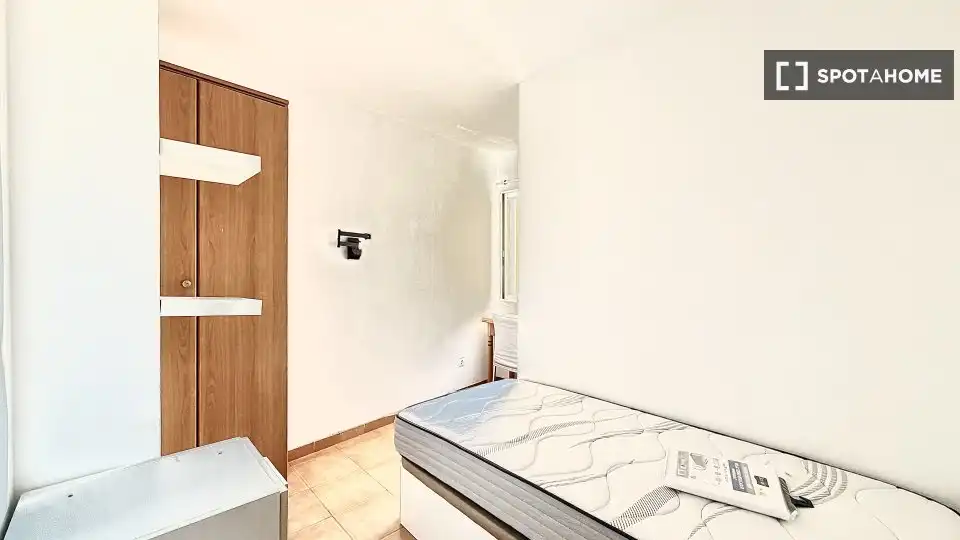 Habitación de Piso para compartir en  Palma de Mallorca con Aire acondicionado, Calefacción y Amueblado