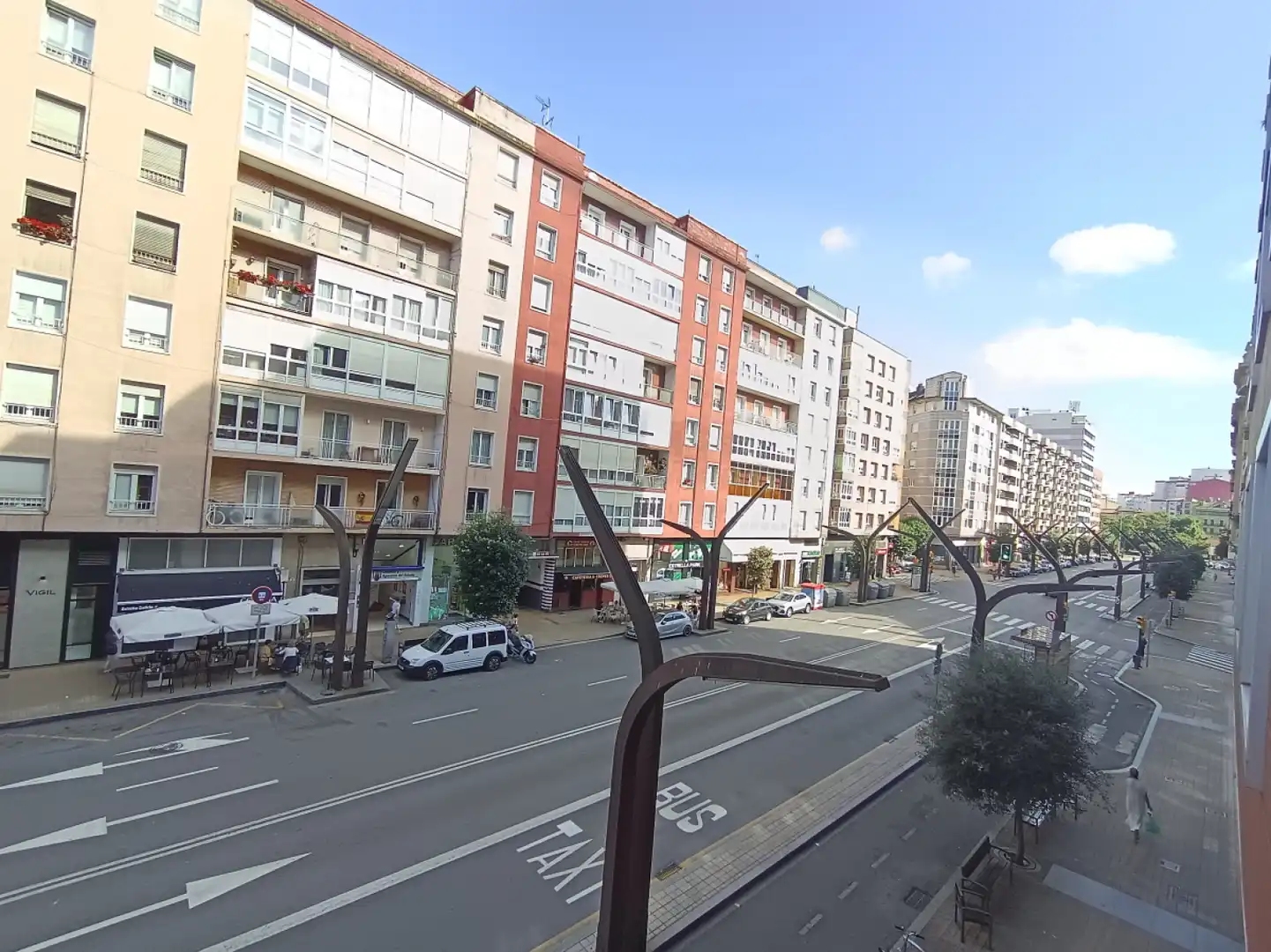 Flat for rent in Gijón - Avda. Constitución, Barrio del Centro
