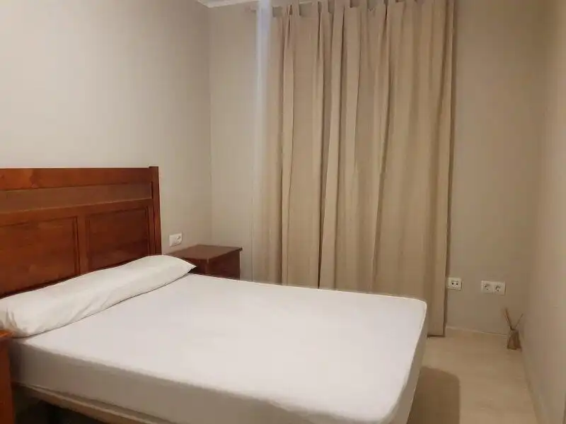 Bedroom of Flat for sale in Rota