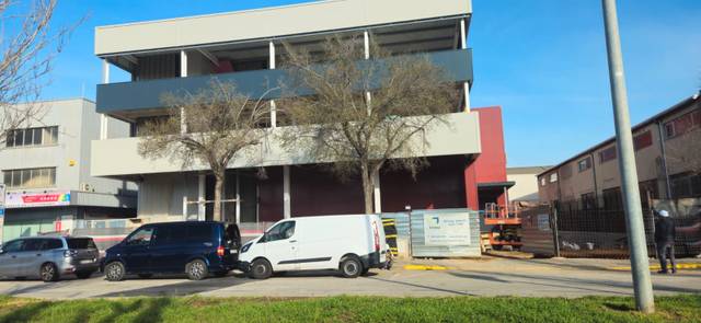 Nave industrial en Alquiler en Granvia LH