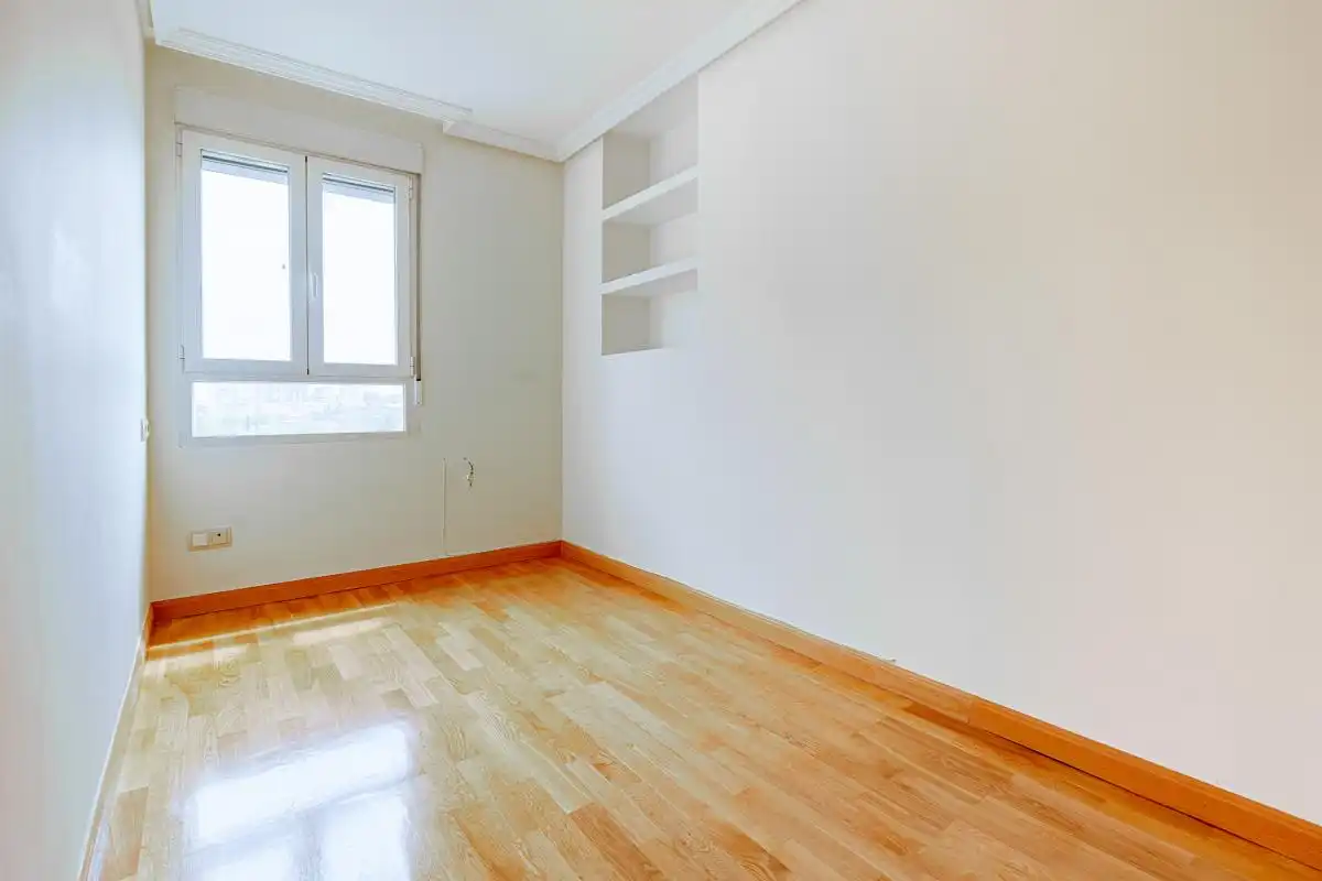 Habitación de Piso en venta en Madrid con Aire acondicionado, Calefacción y Jardín privado