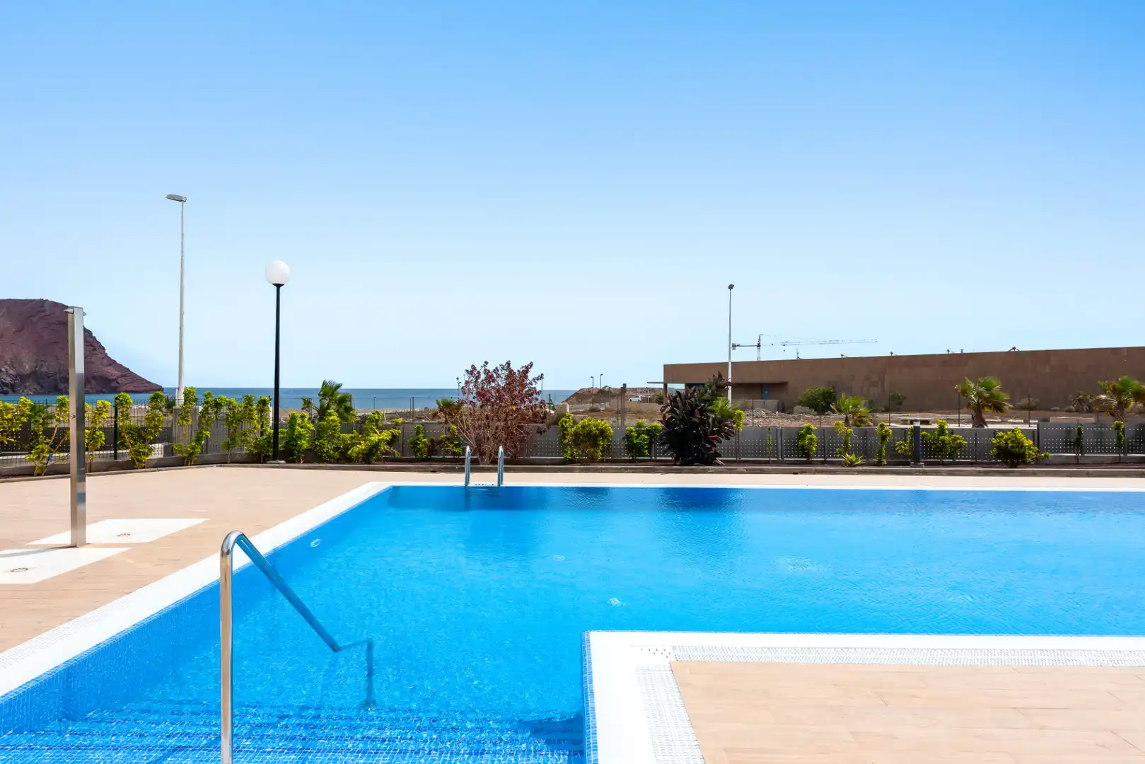 Swimming pool of Flat for sale in Los Abrigos