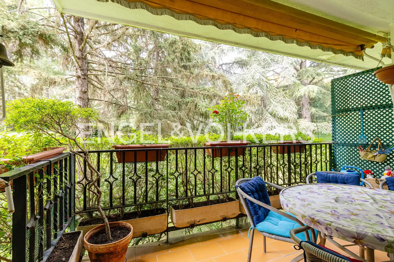 Terrassa de Pis en venda en El Escorial amb Calefacció, Jardí privat i Terrassa
