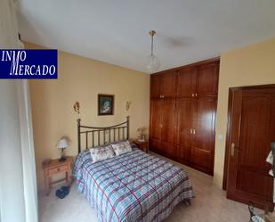 Casa o xalet en venda a Calle del Alferez Fernandez Perez, Alcaracejos