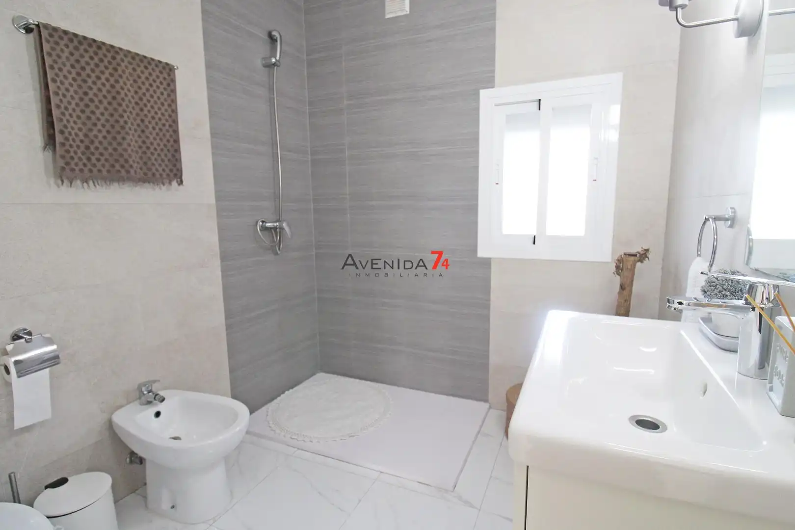Bathroom of Houses for sale in Lorca  with Air Conditioner, Heating and Private garden