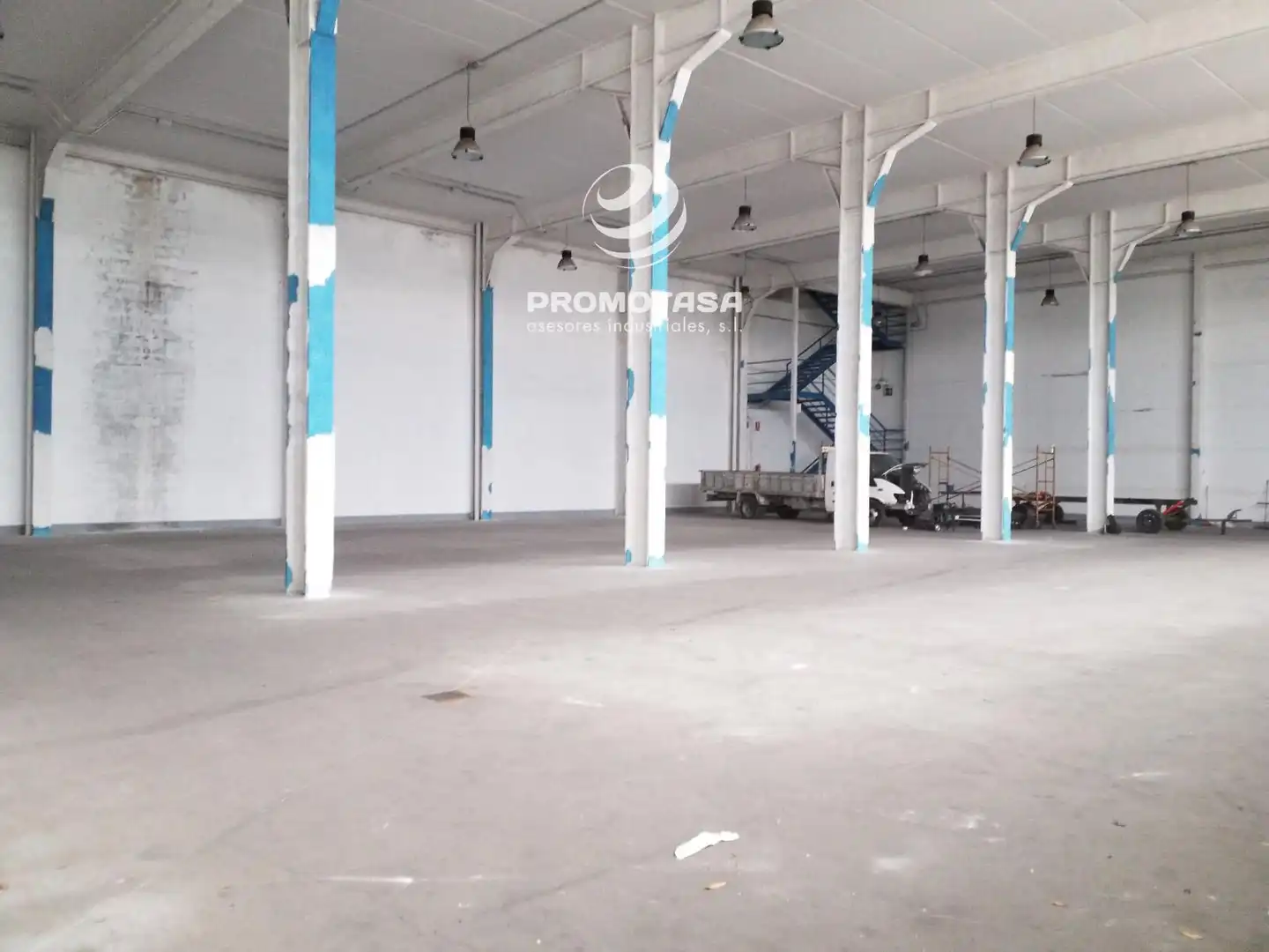 Nave industrial in vendita a Oficio, imagen 2
