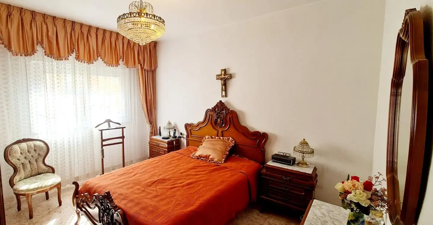 Habitación de Piso en venta en Almería