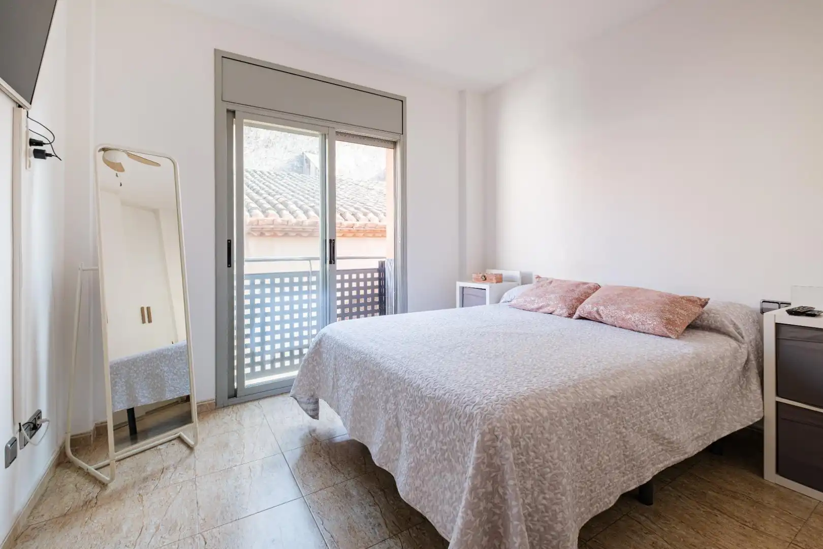 Habitación de Piso en venta en Sant Vicenç Dels Horts con Aire acondicionado, Calefacción y Terraza