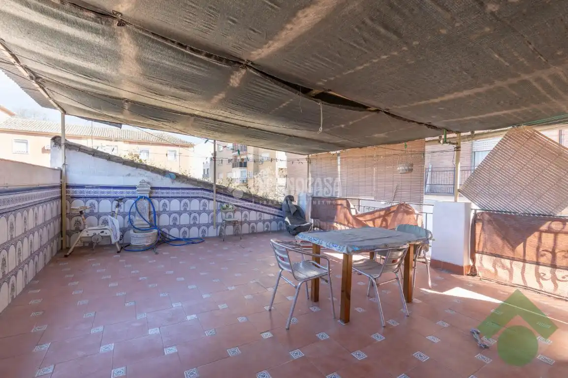 Casa adosada en venta en Barrio de Zaidín