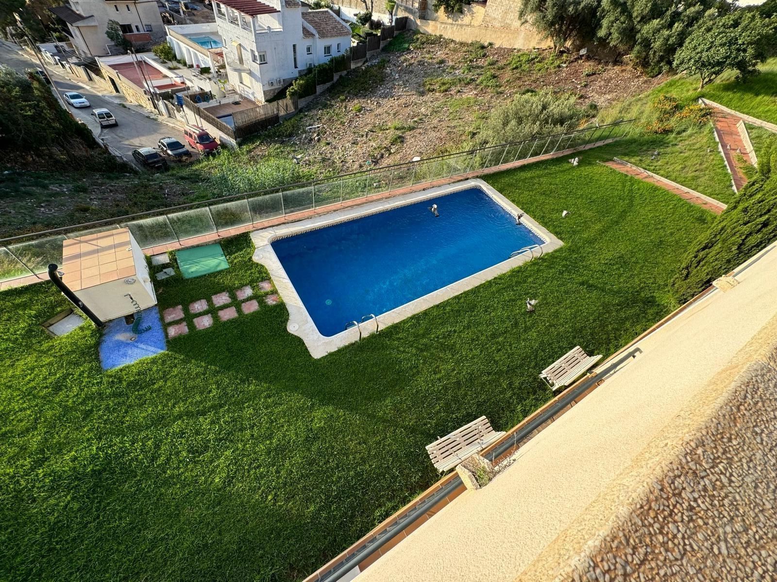 Swimming pool of House or chalet for sale in Calafell  with Air Conditioner, Heating and Private garden