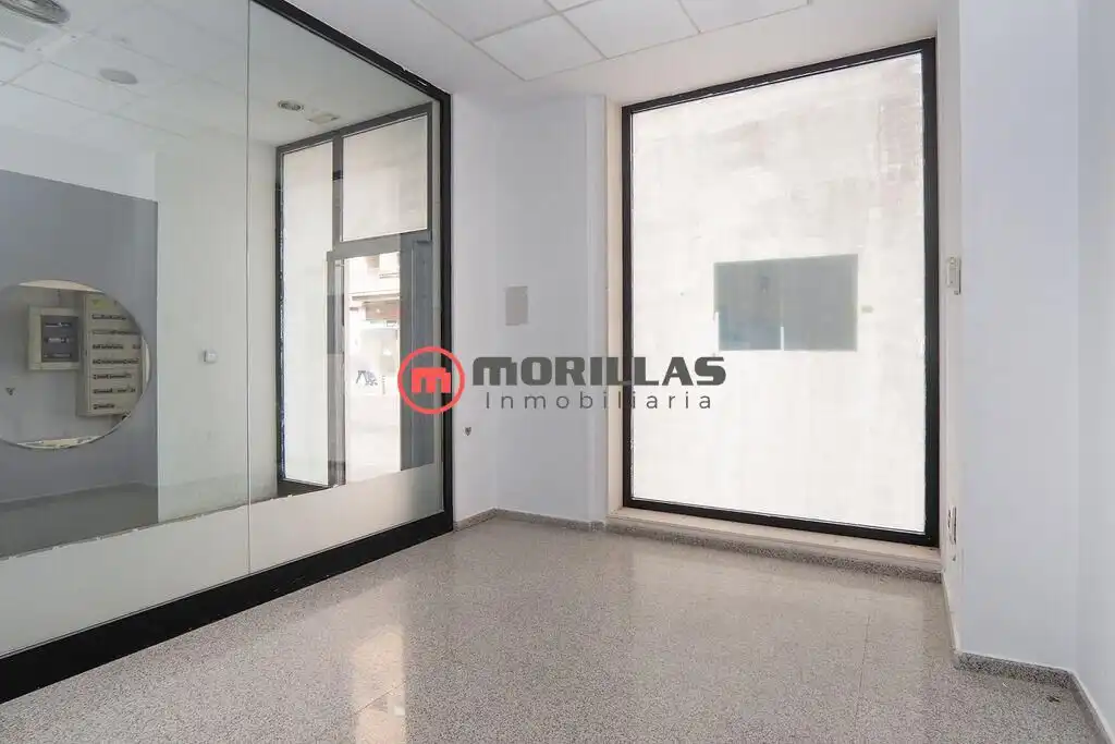 Local en venta en Lorca con Aire acondicionado