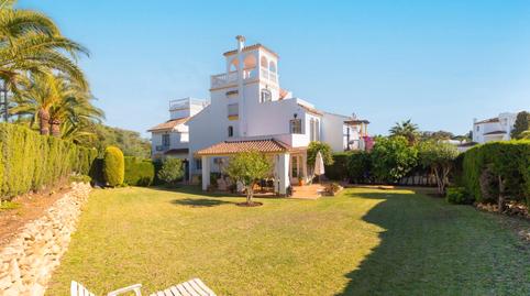 Foto 2 de Casa adosada en venda a Calle Pinsapo, 78j, Elviria, Málaga