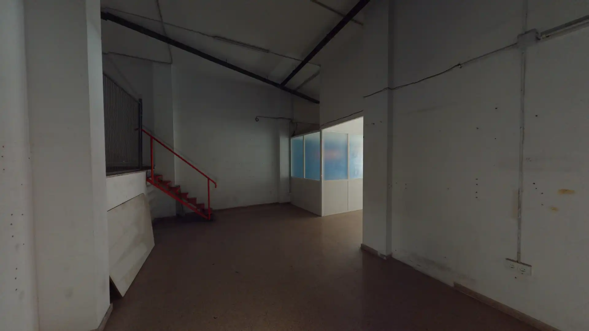 Commercial properties for sale in Alicante / Alacant  with Air Conditioner