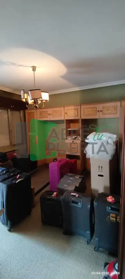 Dormitori de Casa o xalet en venda en Avión amb Calefacció, Jardí privat i Traster