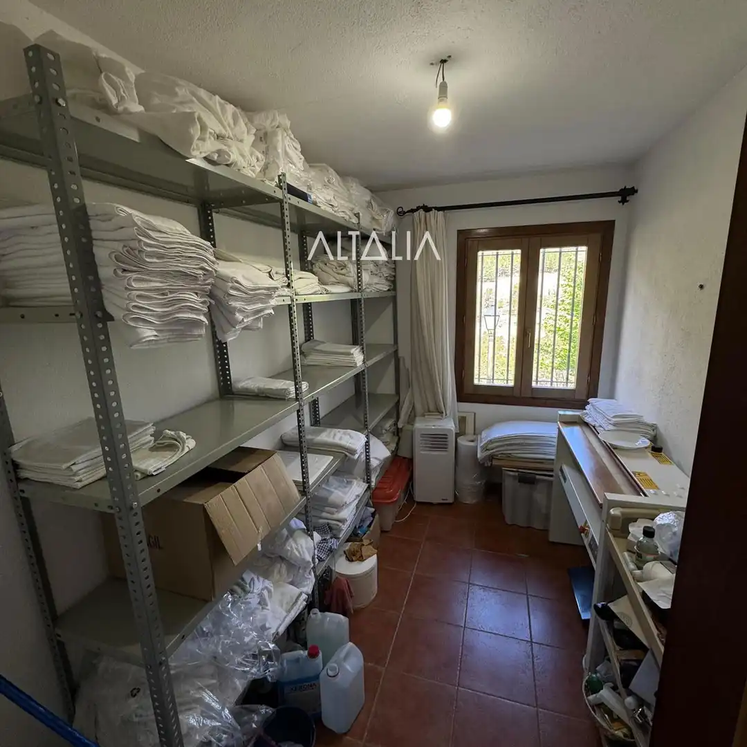 Bedroom of Buildings for sale in Cuenca