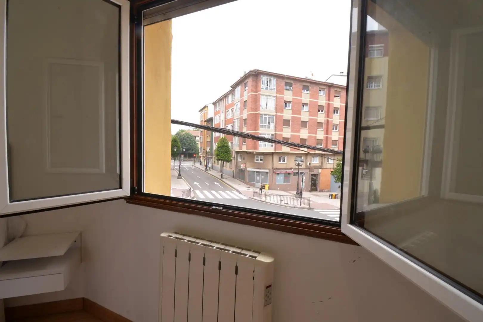 Bedroom of Flat for sale in Oviedo 