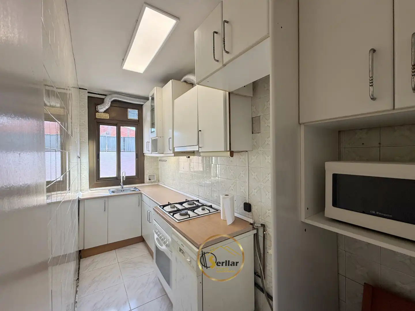 Cocina de Piso en venta en Sabadell con Calefacción y Microondas