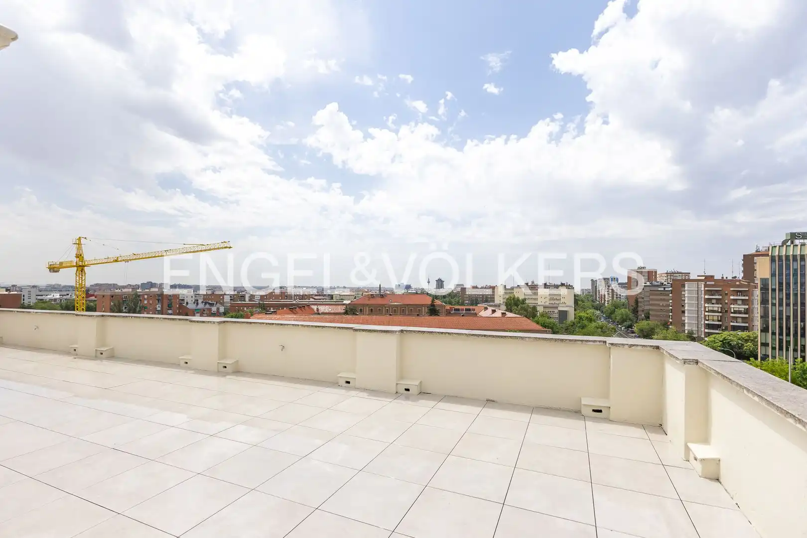Terrasse von Dachboden zur Miete in Madrid mit Klimaanlage, Heizung und Terrasse