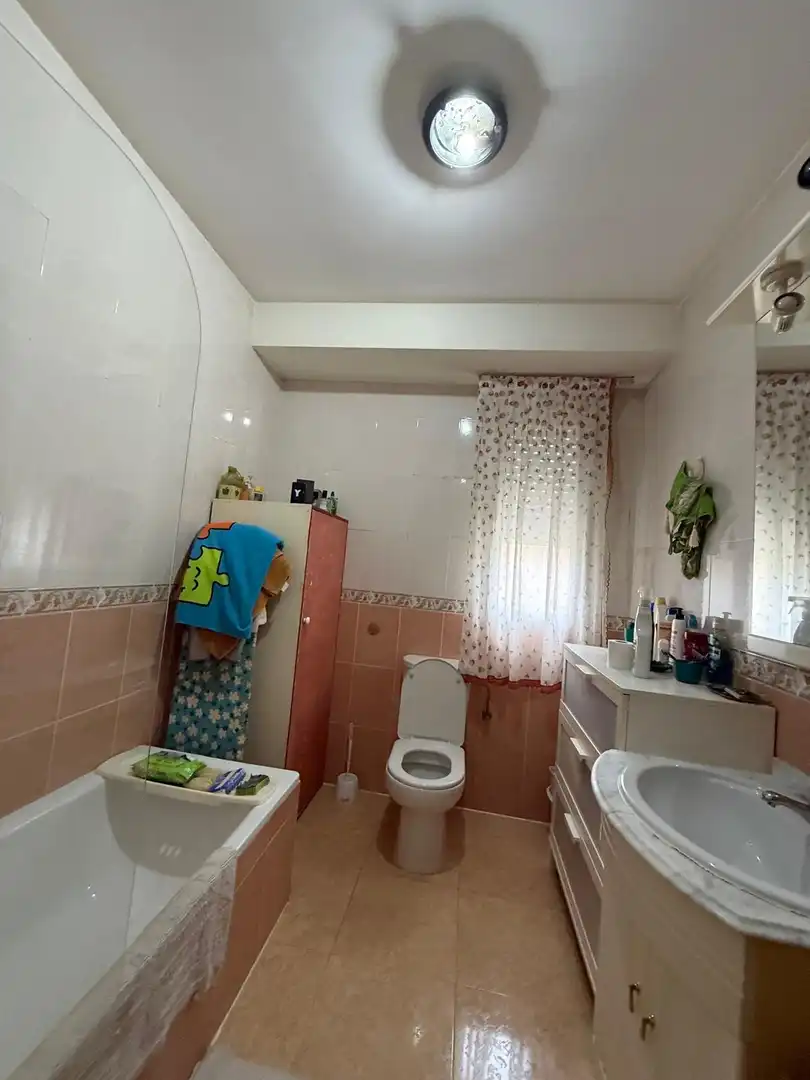 Baño de Casa o chalet en venta en El Casar de Escalona con Calefacción y Trastero