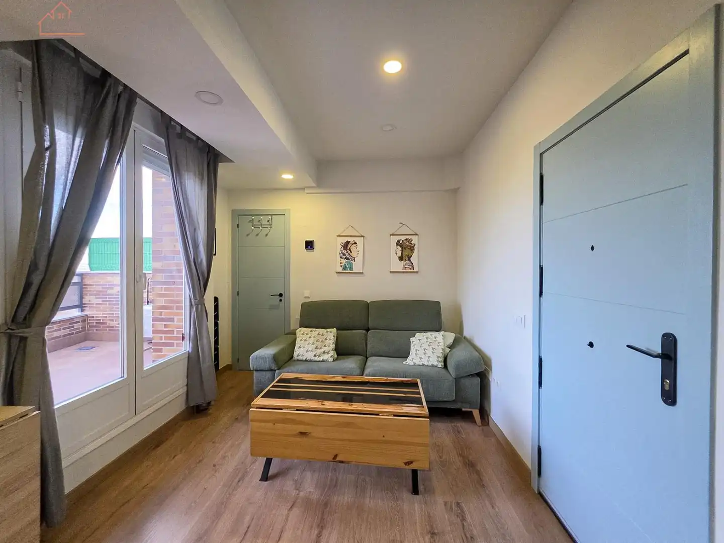 Wohnzimmer von Dachboden zur Miete in Madrid mit Klimaanlage, Heizung und Terrasse