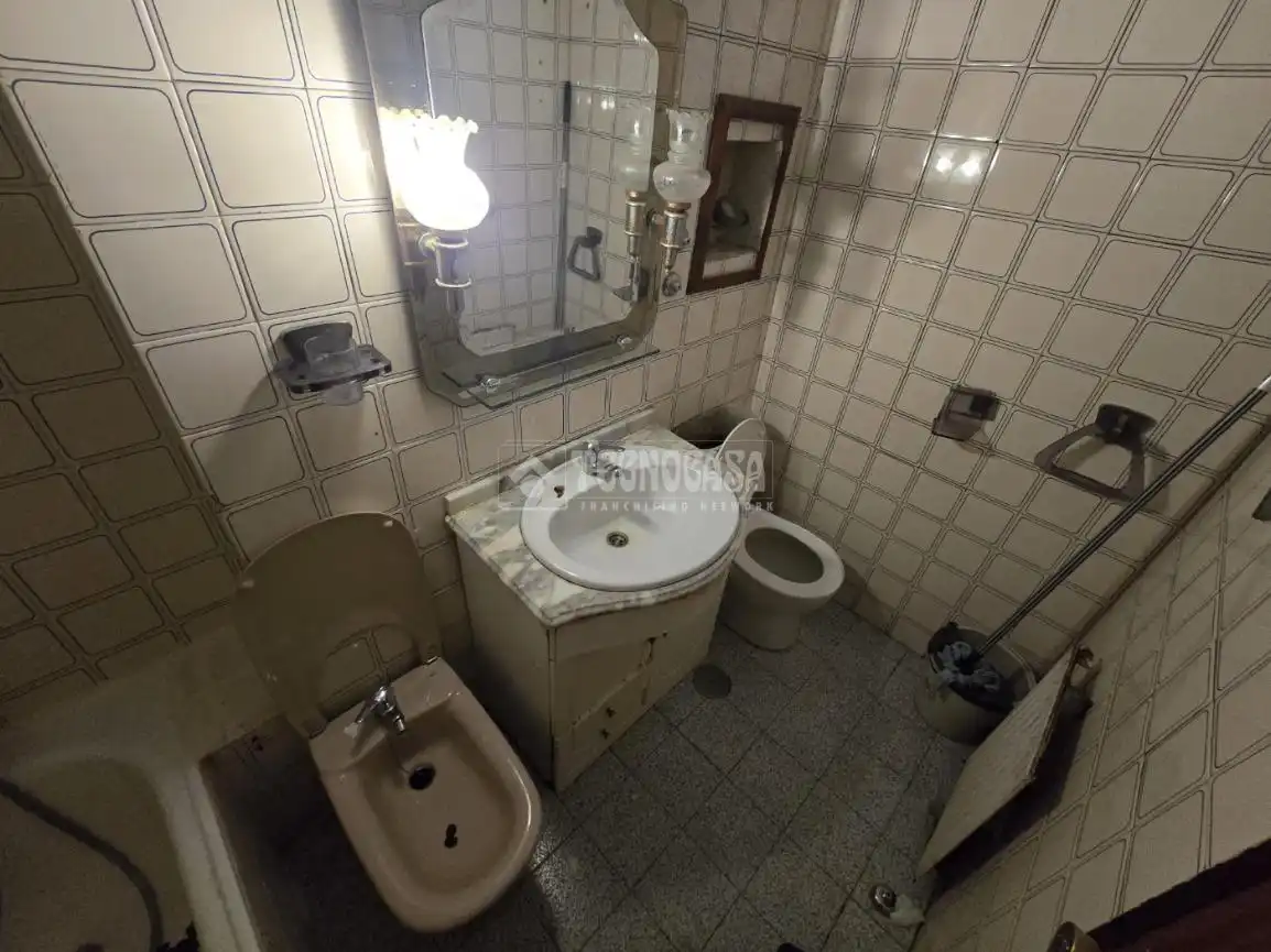 Baño de Piso en venta en Madrid con Calefacción y Terraza