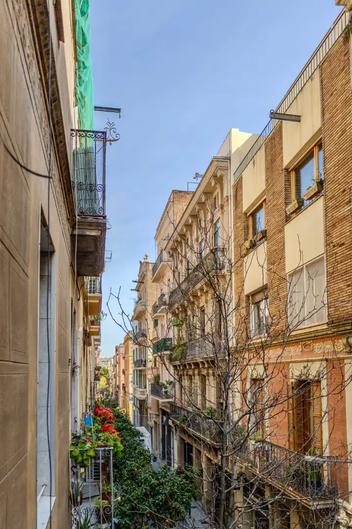 Vista exterior de Piso en venta en Barcelona con Aire acondicionado, Calefacción y Horno