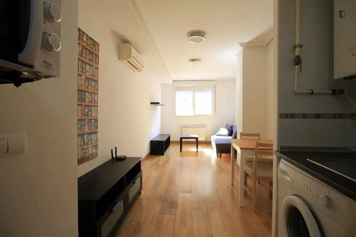 Apartamento de alquiler en Valdeacederas