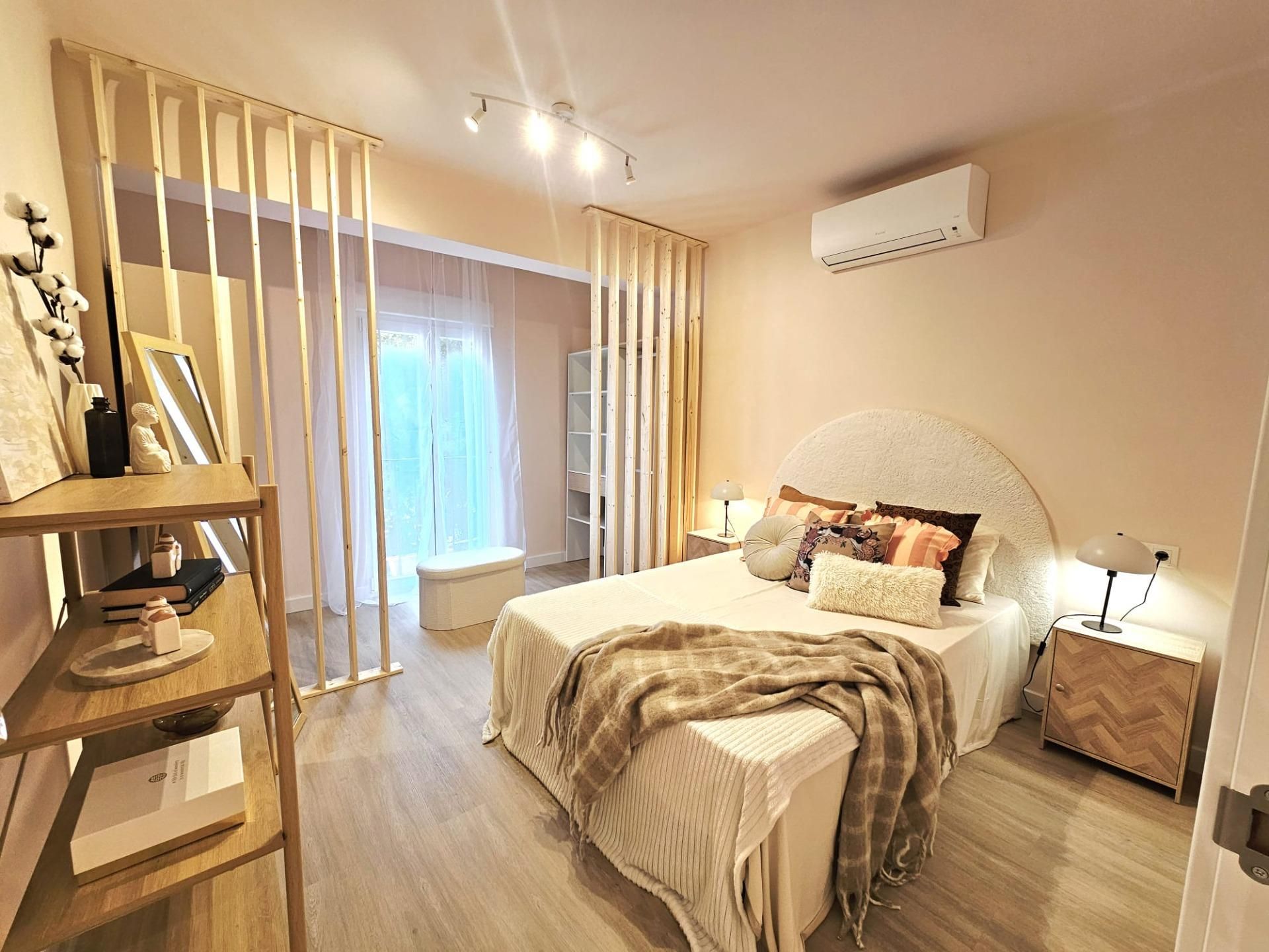 Bedroom of Flat for sale in  Granada Capital  with Air Conditioner and Heating