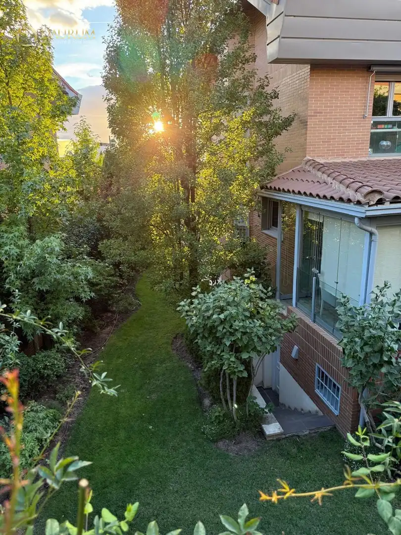 Garden of Detached homes for sale in Boadilla del Monte  with Air Conditioner, Heating and Terrace
