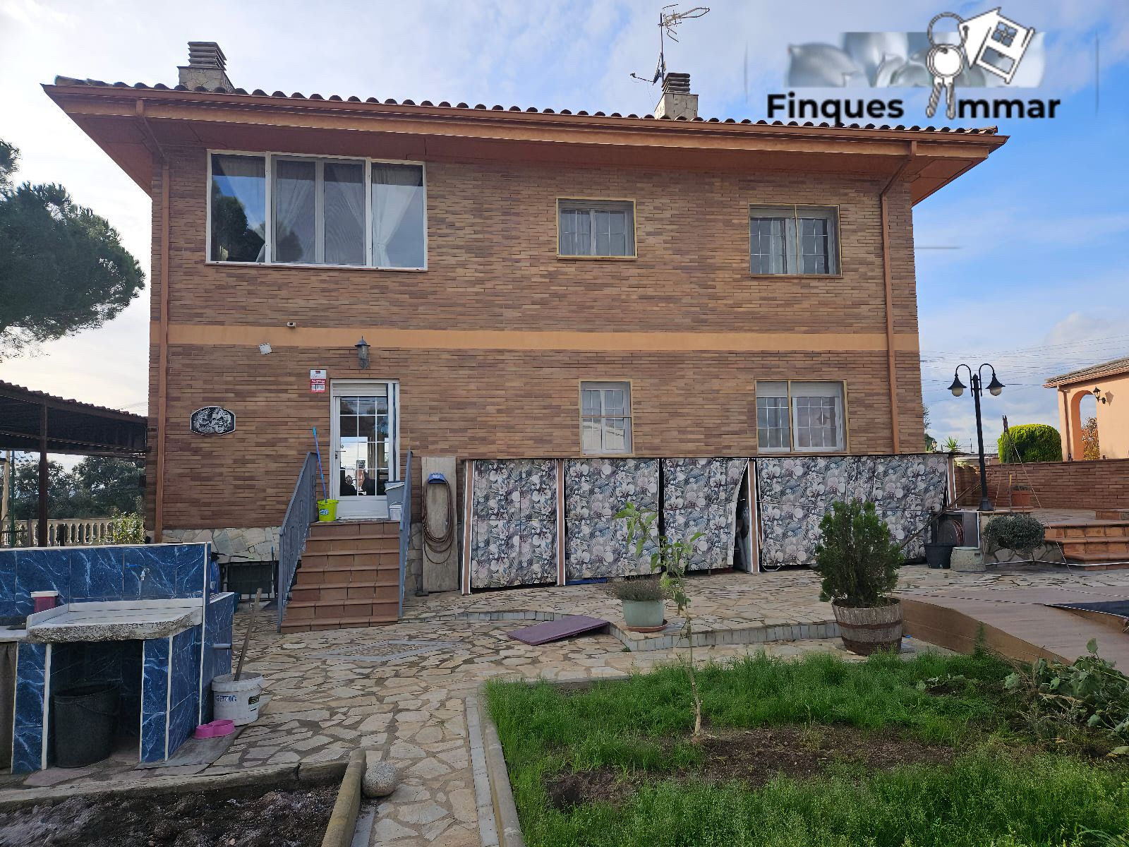 Vista exterior de Casa o xalet en venda en Sils amb Aire condicionat, Calefacció i Jardí privat