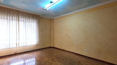 Foto 2 de Oficina de lloguer a Calle Pintor Diaz de Olano Margolaria Kalea, San Martín, Araba - Álava