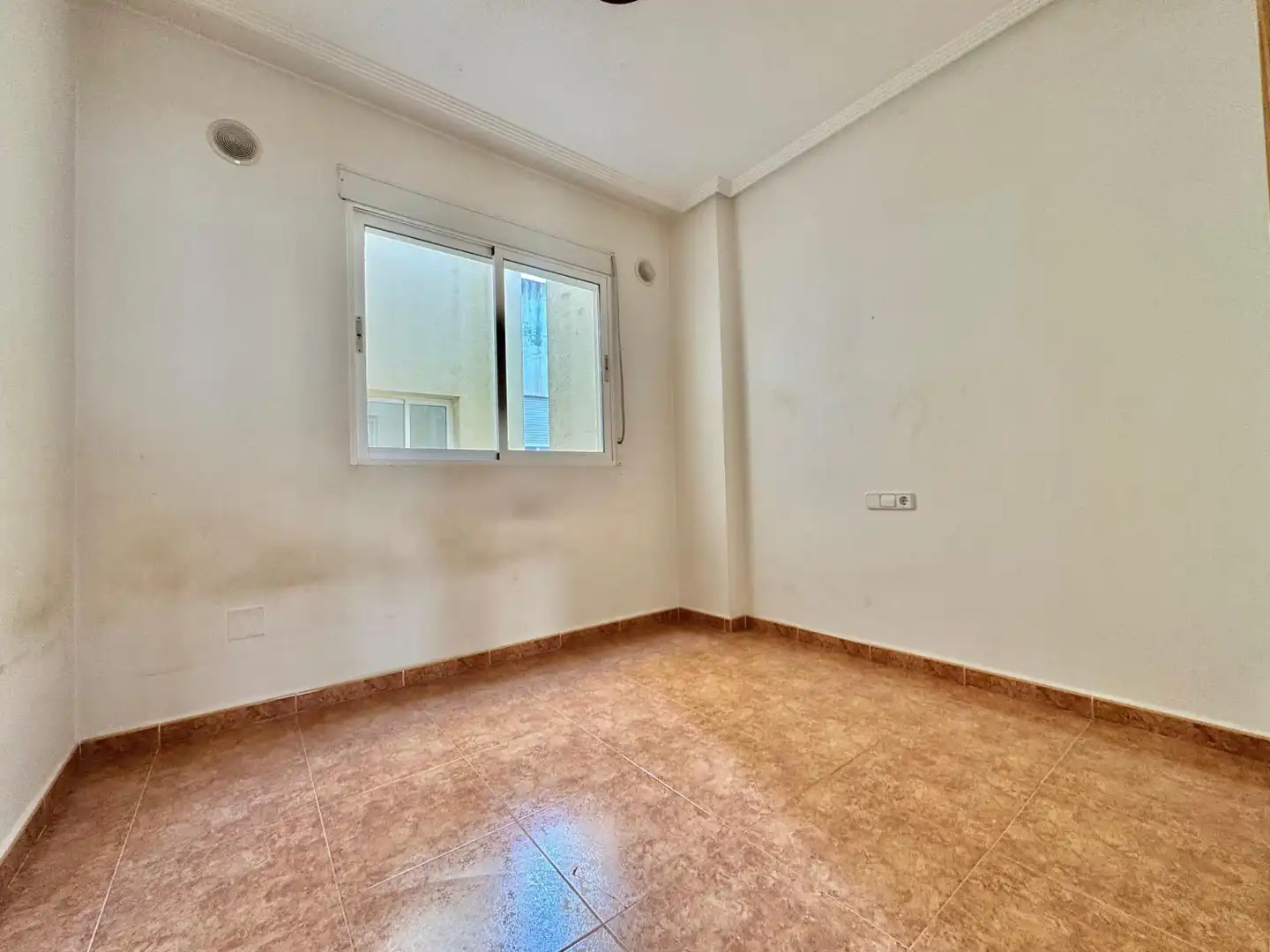 Habitación de Piso en venta en Murcia con Trastero y Balcón