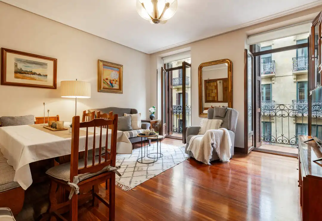 Wohnzimmer von Wohnung zum Verkauf in Donostia - San Sebastián  mit Heizung und Balkon