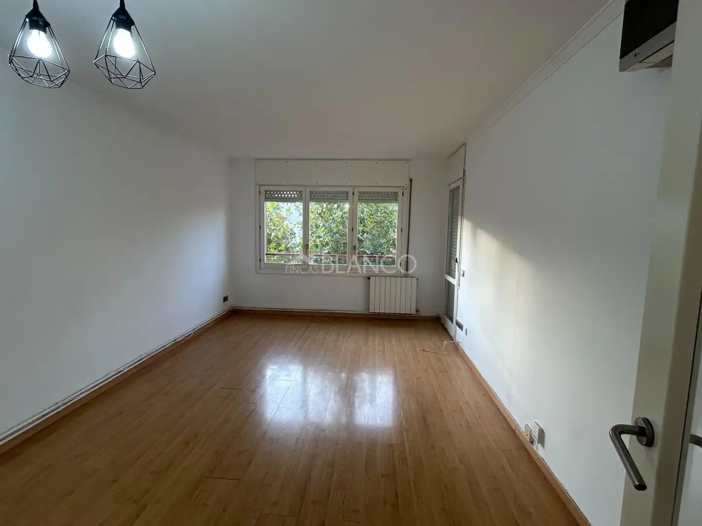 Appartement avec terrasse à vendre à Sant Andreu de la Barca, imagen 2