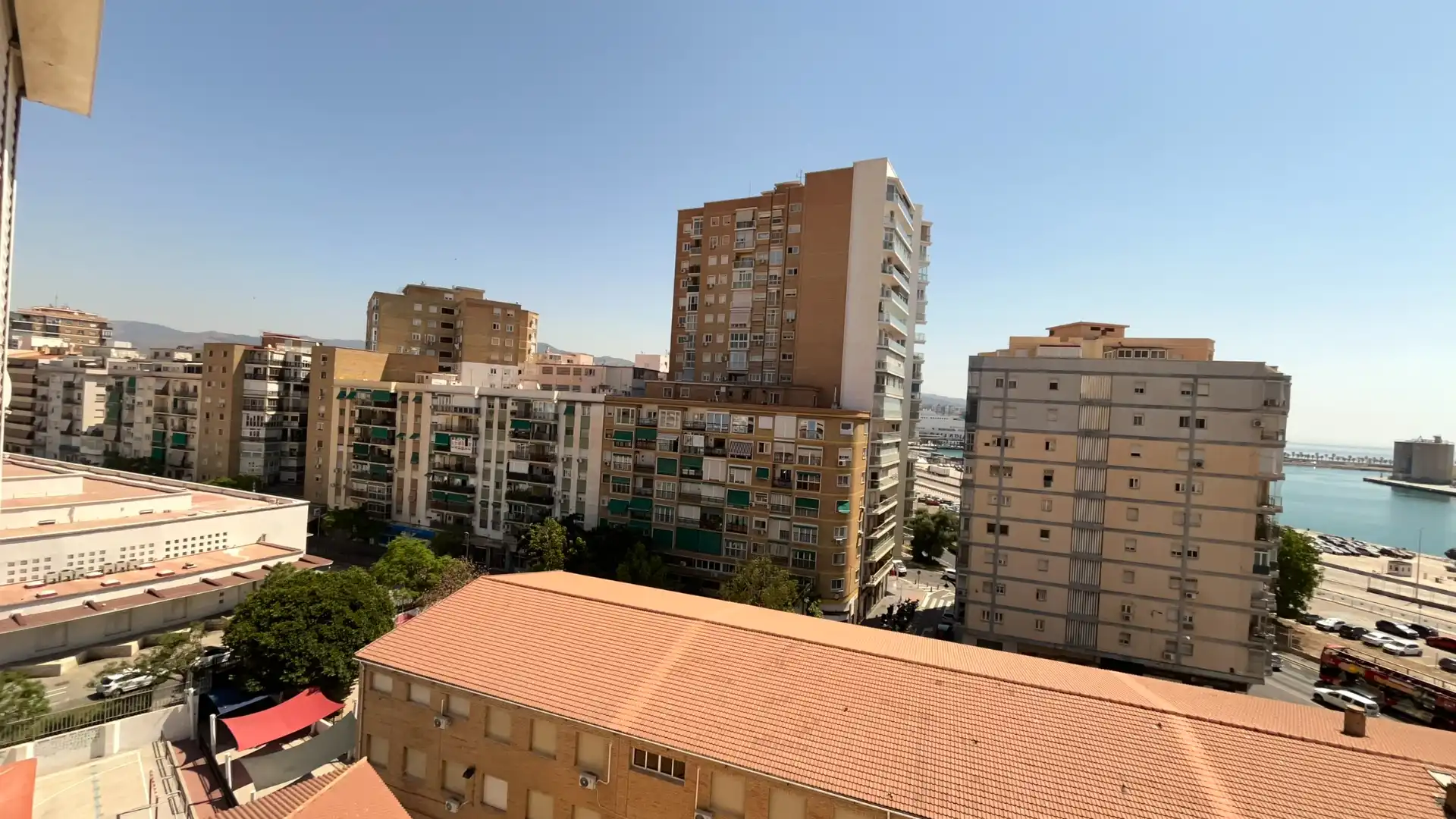 Piso con ascensor en venta en Avenida del Comandante Benítez, imagen 33