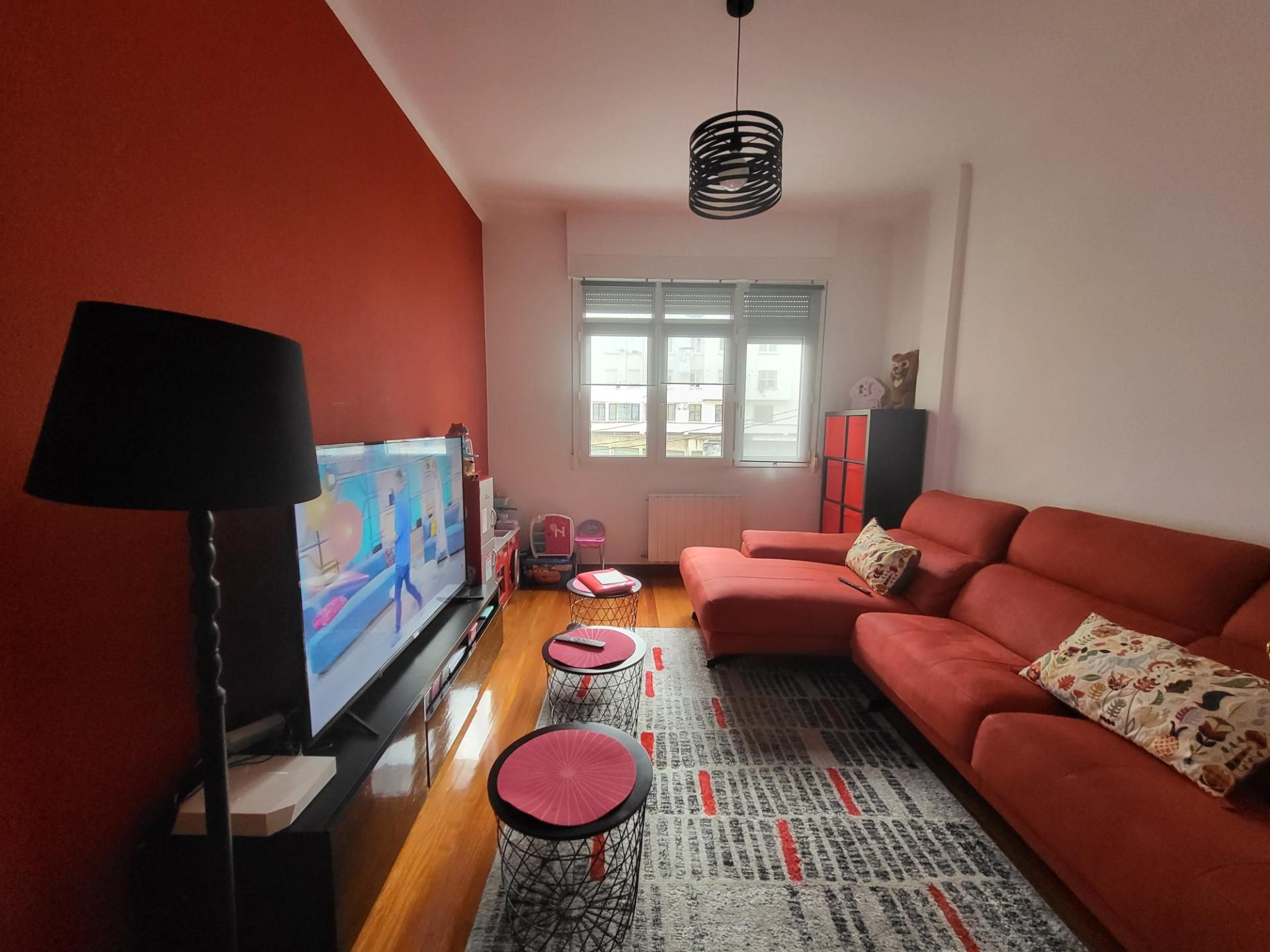 Sala d'estar de Pis en venda en Bilbao  amb Calefacció