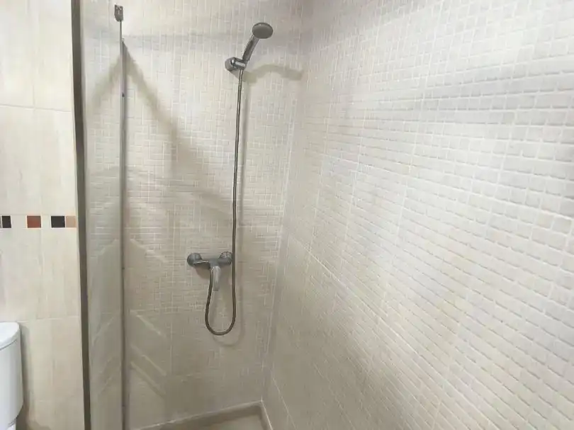 Baño de Piso en venta en Las Palmas de Gran Canaria con Amueblado, Horno y Lavadora