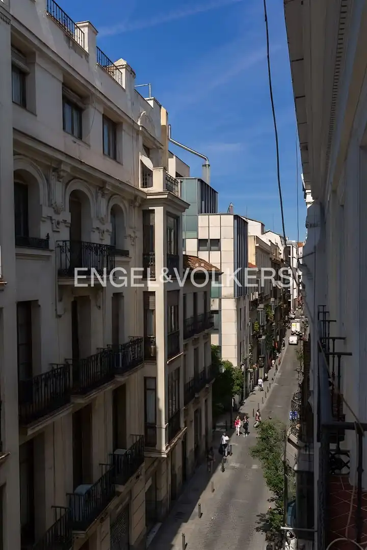 Vista exterior de Pis en venda en Madrid amb Aire condicionat, Calefacció i Parquet