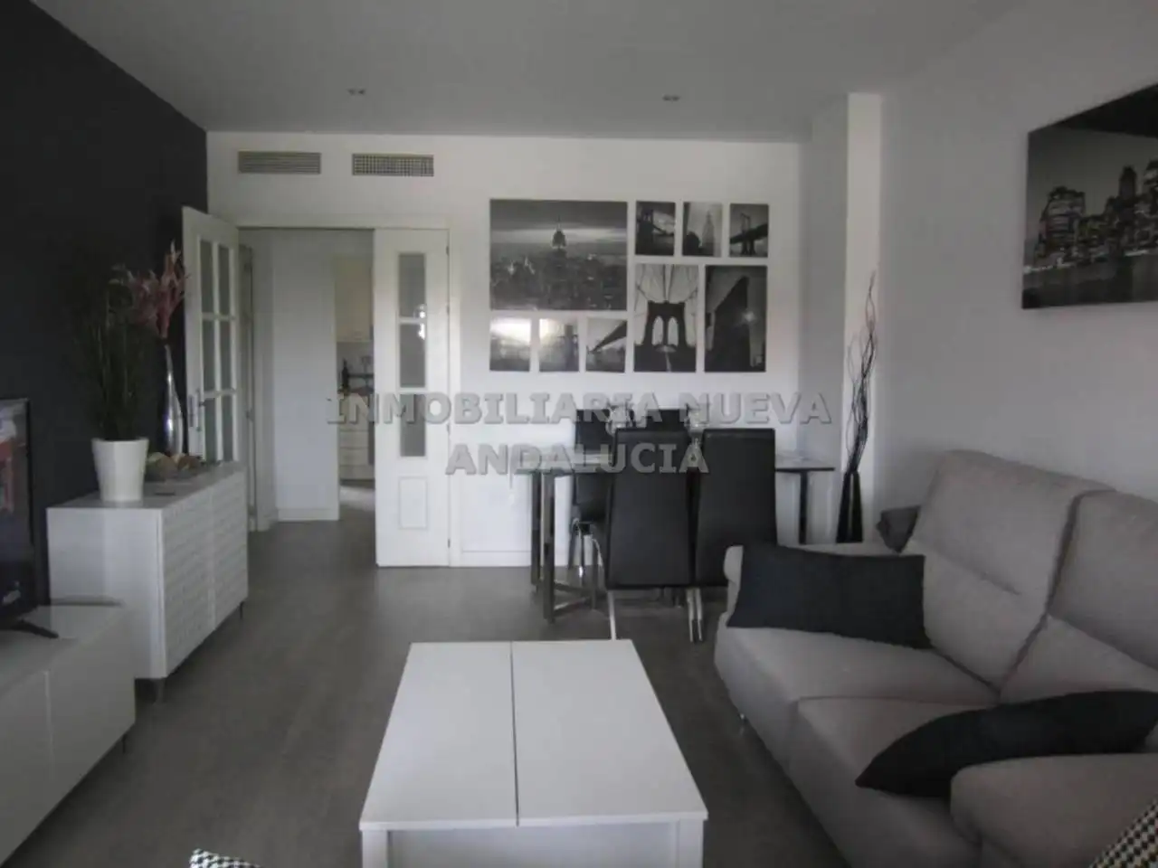 Sala de estar de Piso de alquiler en Almería con Aire acondicionado, Parquet y Amueblado
