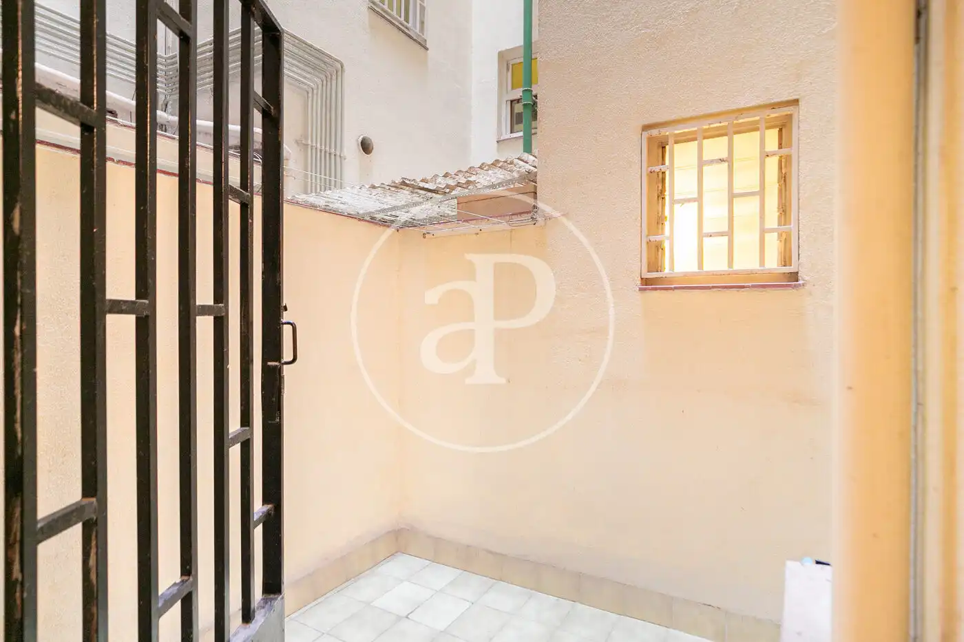 Terraza de Piso en venta en Barcelona con Calefacción