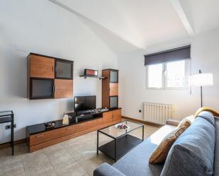 Living room of Duplex to rent in  Madrid Capital  with Air Conditioner, Heating and Parquet flooring