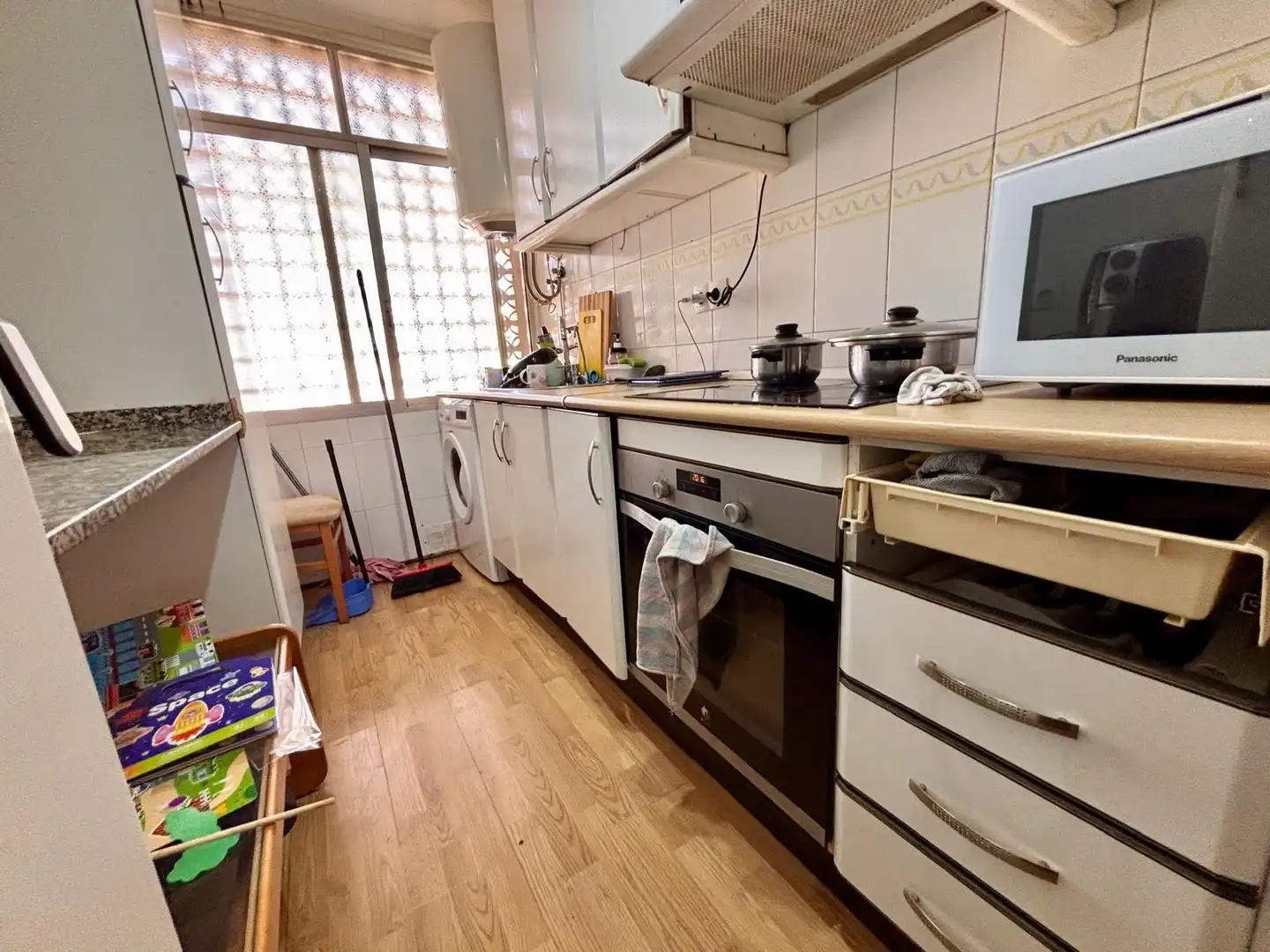 Küche von Wohnung zum Verkauf in Alicante / Alacant mit Klimaanlage, Möbliert und Ofen