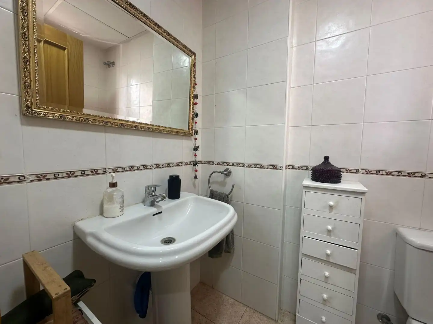 Badezimmer von Haus oder Chalet zum Verkauf in Monforte del Cid mit Klimaanlage, Privatgarten und Terrasse