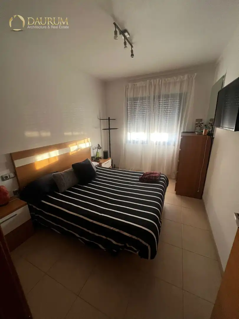 Dormitori de Apartament en venda en Alicante / Alacant amb Aire condicionat, Calefacció i Terrassa