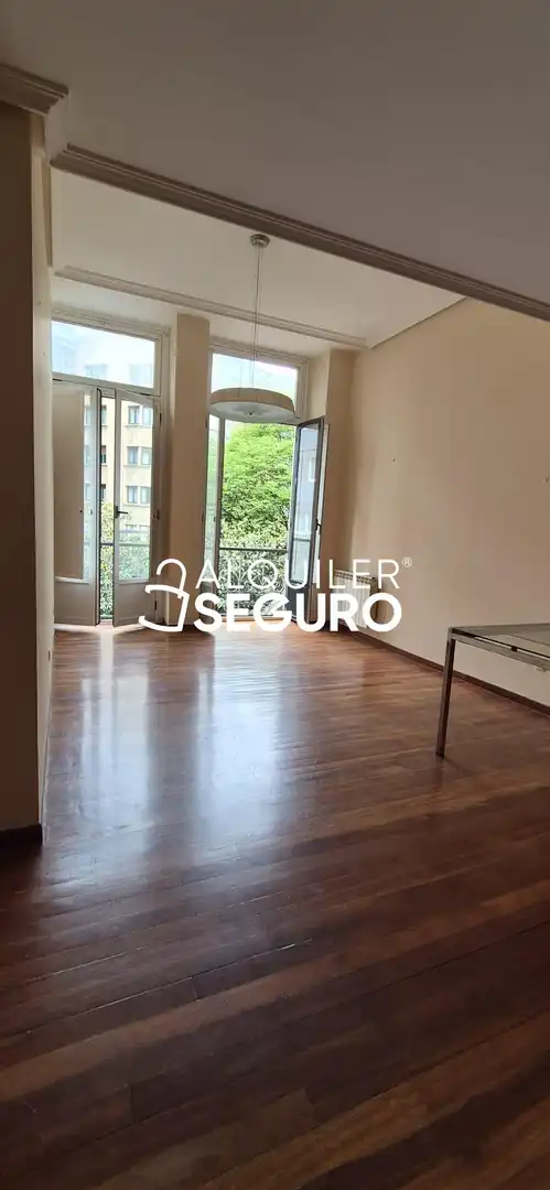 Bedroom of Flat for rent in Gijón   with Heating
