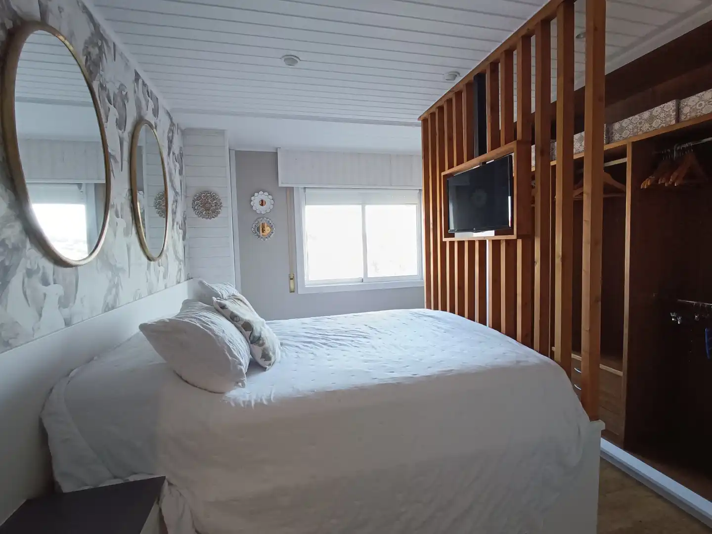 Schlafzimmer von Wohnung zur Miete in Pontevedra Capital  mit Heizung, Möbliert und Ofen